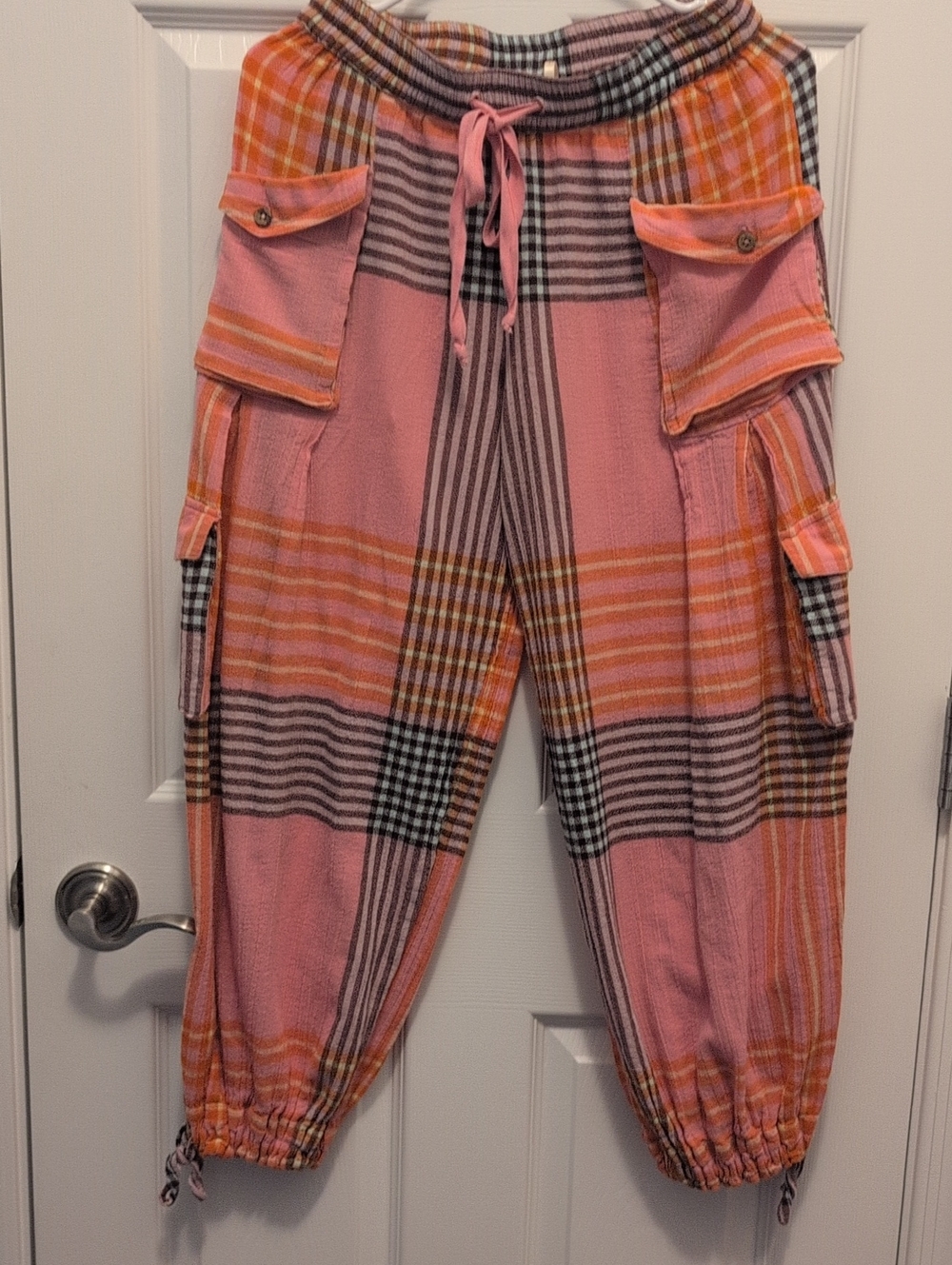 XS Used Free people Women's Pink Plaid Cargo Jogger Pants